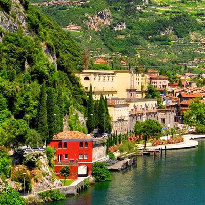 shutterstock_106007387_Vaclav_Volrab_1 Finanzierung Italien